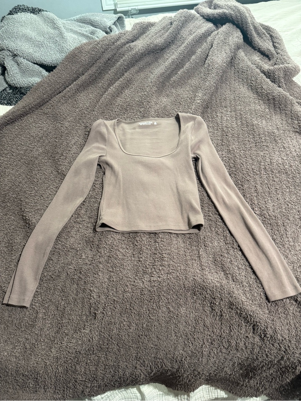 Abercrombie Long Sleeve T-Shirt